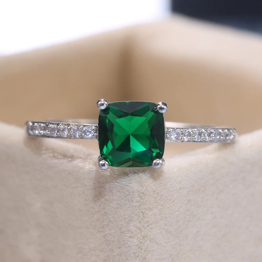 Anel Série com Pedra Quadrada