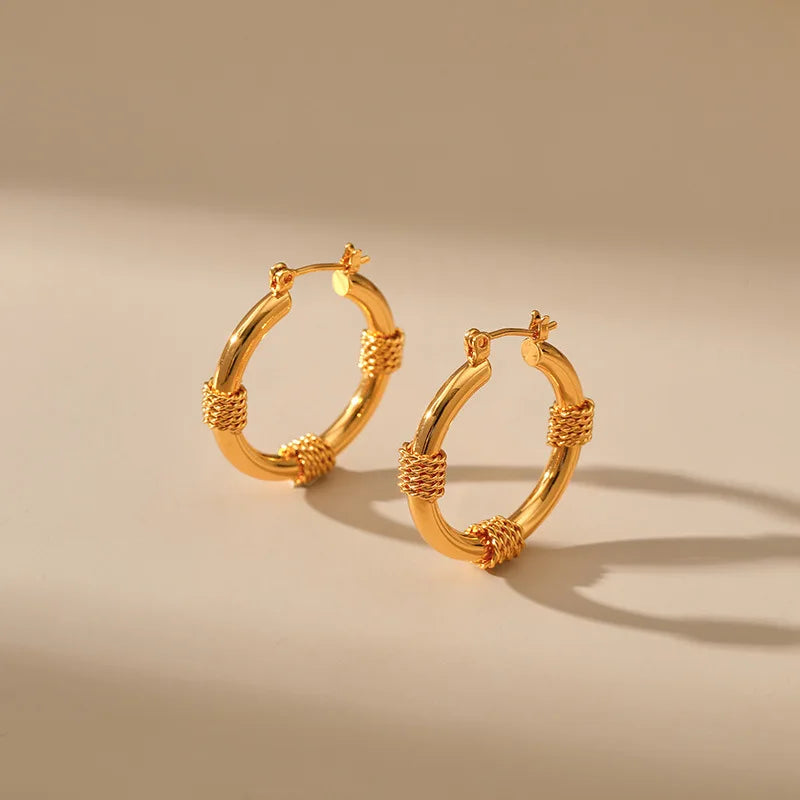 Brincos Ylva Dourados