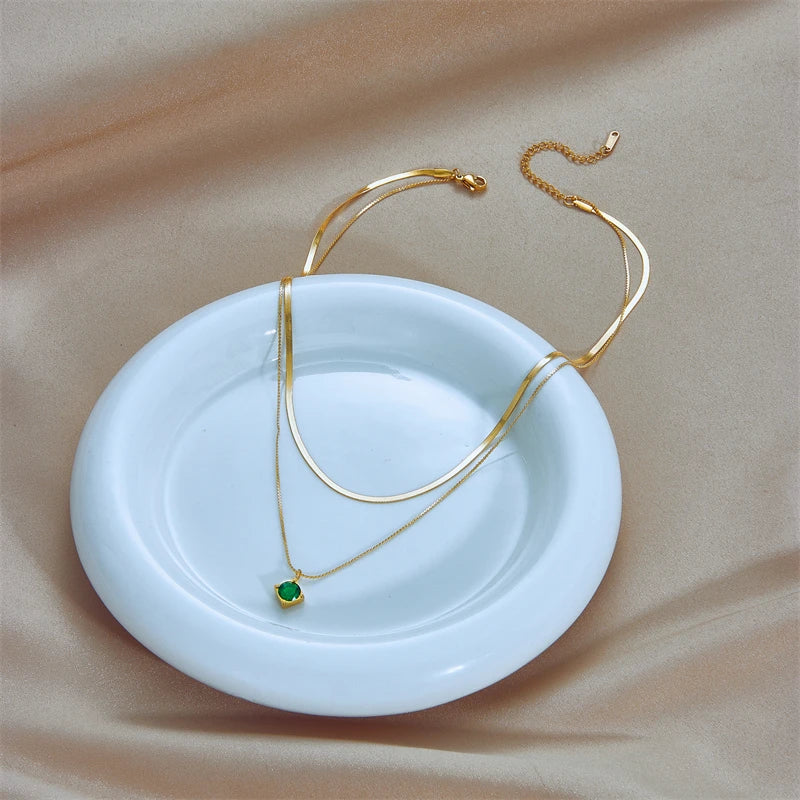 Pingente Esmeralda Essência dourado