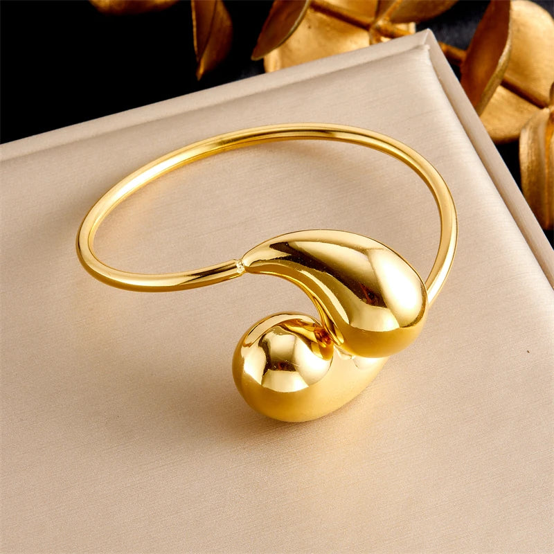 Conjunto Gota D'agua