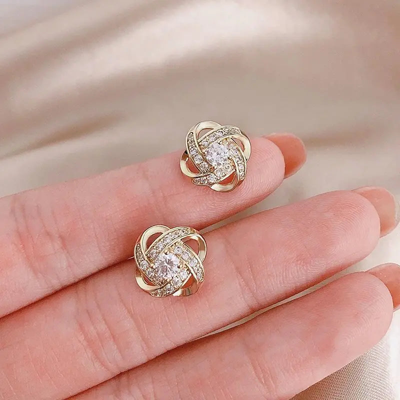 Brincos Mira com Detalhes de Cristal