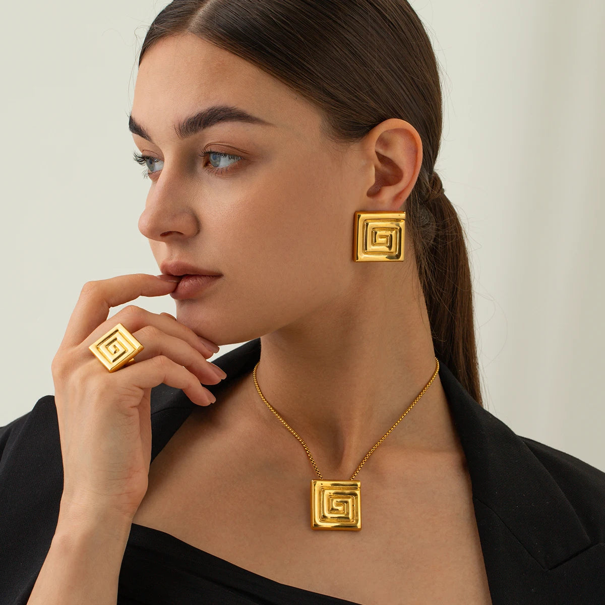 Conjunto Azteca